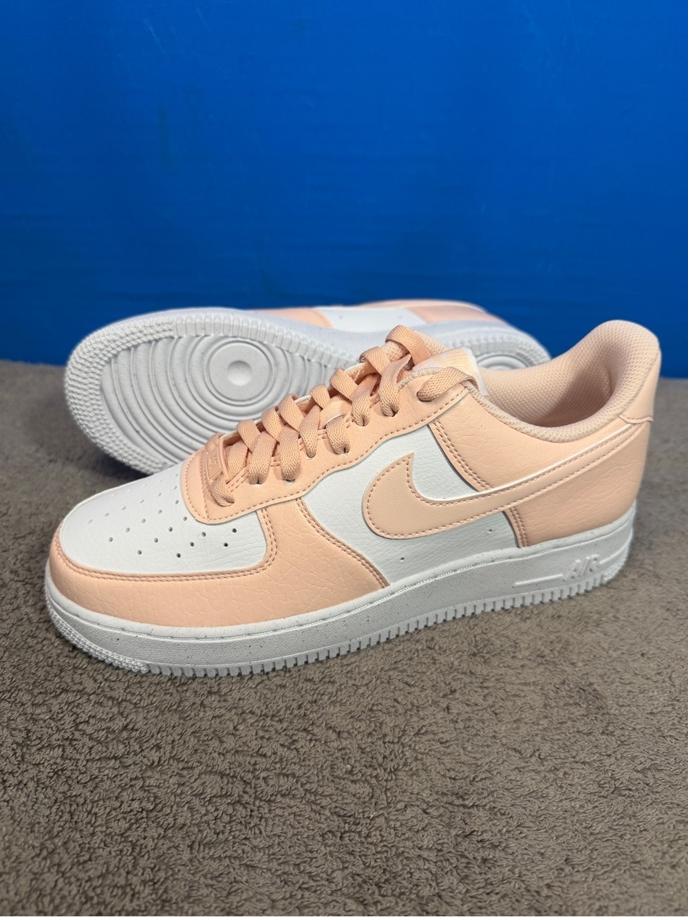 Nike air force 1
Brand new